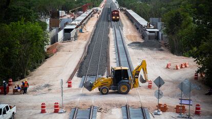 Las vías del Tren Maya en Quintana Roo (México), en mayo de 2023.