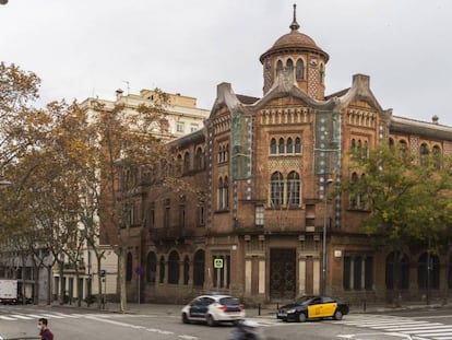 La Casa de la Premsa, obra de Pere Domènech i Roura, va acollir els periodistes que cobrien l’Exposició Universal de 1929.