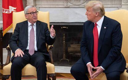 Reunión entre el presidente estadounidense, Donald Trump, y el presidente de la Comisión Europea, Jean-Claude Juncker.