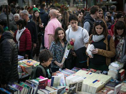 Una parada de llibres per Sant Jordi.