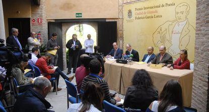 Lectura del fallo del undécimo premio de poesía García Lorca.