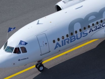 El Airbus A320,de corto recorrido, es el avión más vendido en la historia de la compañía europea.