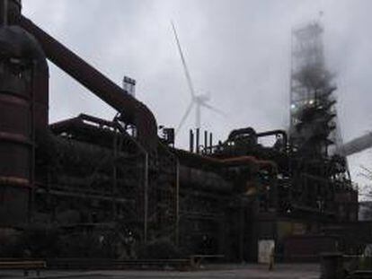 Planta del grupo siderurgico Arcelor Mittal en Hamburgo, Alemania.
