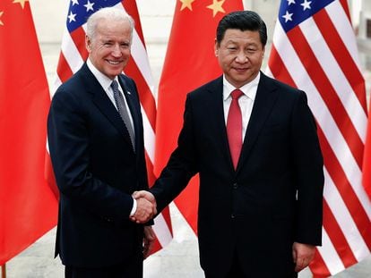 Xi Jinping y Joe Biden en Pekín en diciembre de 2013.