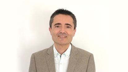 Se incorpora a Esade Business School como nuevo decano. Es doctor en Ciencias de la Gestión y MBA por Esade, además de ser ingeniero informático por la Universitat Politècnica de Catalunya.