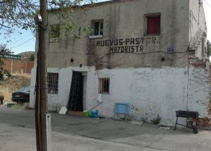 Una de las viviendas 'alegales' junto al instituto Ciudad de Jaén.
