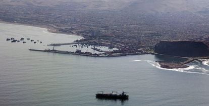 Panorámica del puerto fronterizo de Arica (Chile), el 24 de enero.