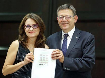 El presidente de la Generalitat valenciana, Ximo Puig, y la vicepresidenta M&oacute;nica Oltra comparecen con motivo de su primer a&ntilde;o de Gobierno.