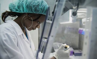 El Centro de Investigación de Manhica, financiado por AECID, mantiene un programa de investigación de la enfermedad de la malaria.