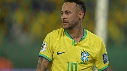 Neymar jugando con la selección brasileña el 12 de octubre de 2023 en Cuiaba (Brasil).