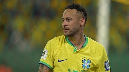 Neymar jugando con la selección brasileña el 12 de octubre de 2023 en Cuiaba (Brasil).