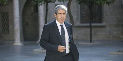 Homs arriba a una reunió de la Generalitat de Catalunya.