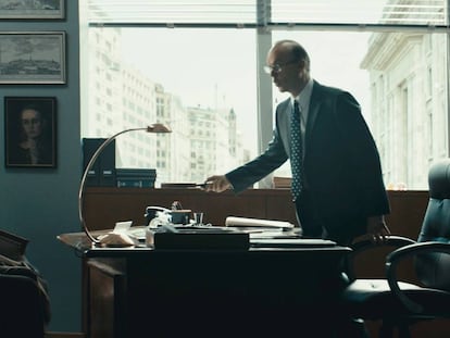 Stanley Tucci y Michael Keaton, en 'Worth'.