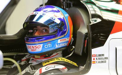 Alonso, en el circuito de Silverstone.