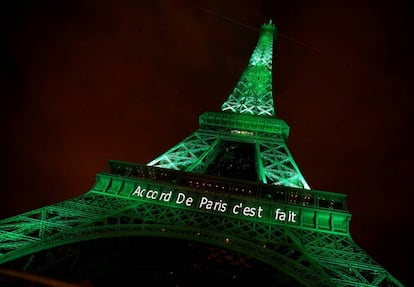 Celebración el viernes pasado en la torre Eiffel de la entrada en vigor del Acuerdo de París.