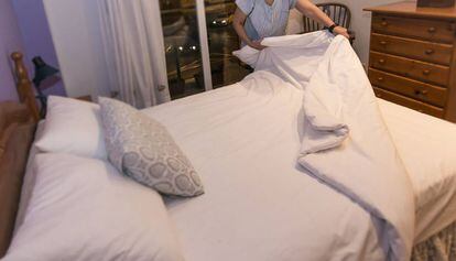 Una cambrera de pis, en un hotel de Lloret.