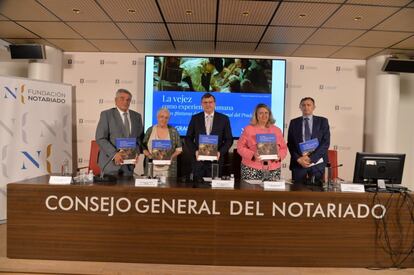 El Consejo General del Notariado presentó este jueves el catálogo y la exposición virtual 'La vejez como experiencia humana en las pinturas del Museo Nacional del Prado'. La muestra es un viaje por el paso del tiempo dentro y fuera de casa.