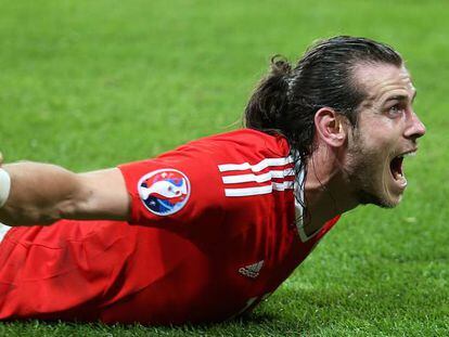 Bale celebra en Lille el pase a la semifinal. 