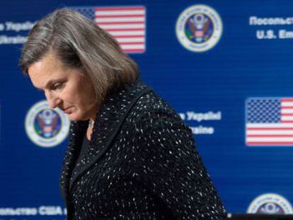 La subsecretaria de Estado, Victoria Nuland, en la embajada de EE UU en Ucrania este viernes. 