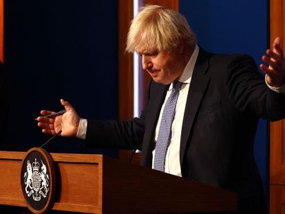 Boris Johnson comparece ante la prensa el miércoles en Downing Street