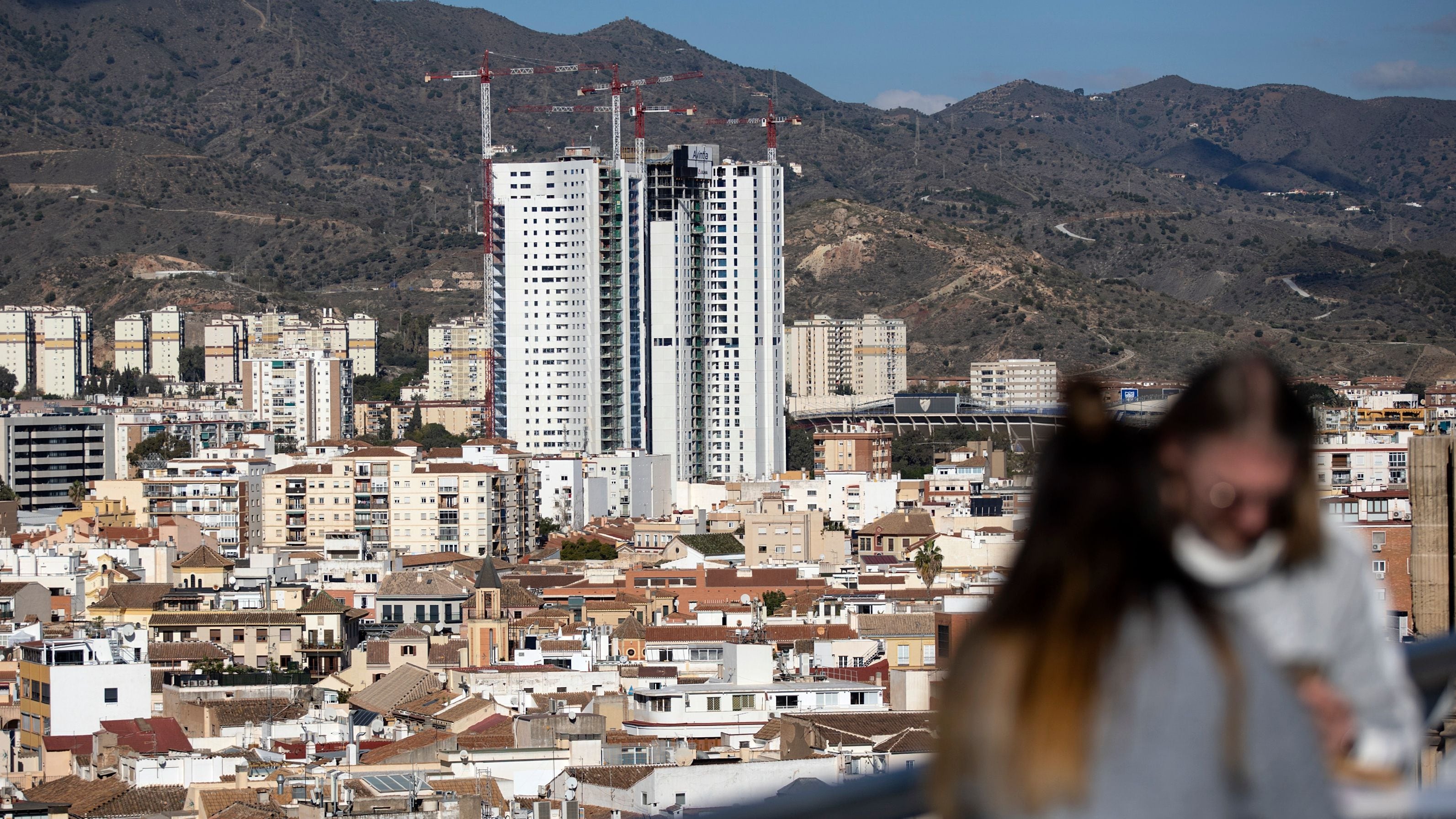 Málaga, la provincia que exige un mayor esfuerzo para alquilar y la segunda para comprar