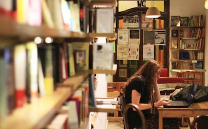 Café-librería Ubik, en el barrio de Ruzafa, en Valencia.