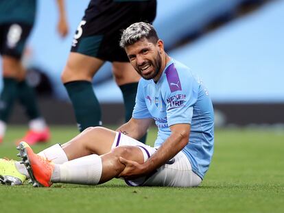 Agüero, tras lesionarse en el partido entre el Manchester City y el Burnley.