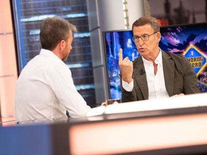El candidato del Partido Popular a la presidencia del Gobierno, Alberto Núñez Feijóo, durante la entrevista en 'El Hormiguero'.