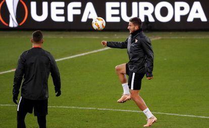 Carriço, en el entrenamiento del Sevilla en Lieja.