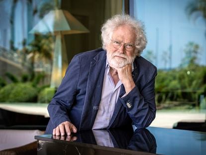 El investigador austriaco Anton Zeilinger, ganador del Nobel de Física de 2022, en un hotel de Valencia, el 5 de junio.