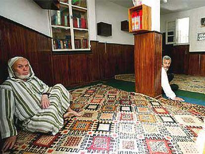 Interior de la mezquita tangerina de Mister Khuch, frecuentada por islamistas radicales.