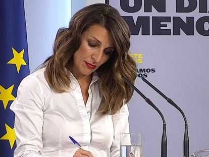 Yolanda Díaz ve posible pactar con Ciudadanos unos presupuestos "de emergencia"