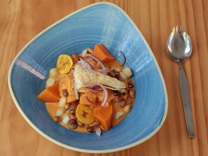 El ceviche El Inti de Oro del restaurante homónimo es de pescado marinado en leche de tigre a los tres ajíes.