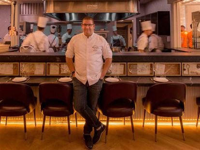 Vídeo: Momento en el que se anuncia la tercera estrella Michelín para Dani García. Foto: El cocinero, en su restaurante Bibo en Madrid