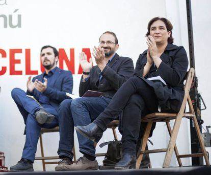 Garzón, Herrera y Colau en el acto celebrado ayer en el Poblenou