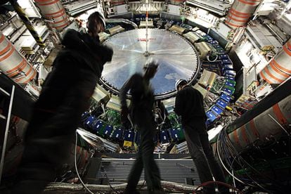 El detector Atlas es unos de los que registran las colisiones en el acelerador de particulas (LHC), en Ginebra