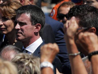 Valls es abucheado en el homenaje a las víctimas de Niza.