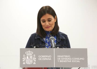 Carmen Montón, durante el anuncio de su dimisión como ministra de Sanidad.