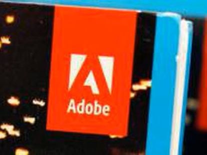 Caja de software Adobe.
