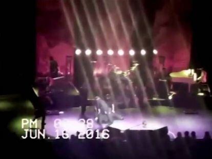 El cantante Meat Loaf se desploma durante una actuación en Canadá