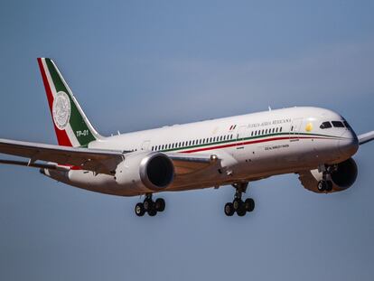 El avión presidencial mexicano en funcionamiento.