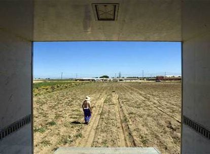 La marcha de la mujer amenaza la sostenibilidad del mundo rural: hay 80 por cada 100 hombres en  pueblos  pequeños.