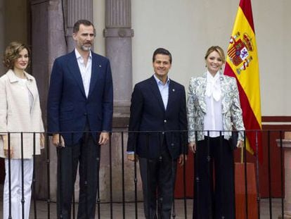 Los Reyes junto a Peña Nieto y su esposa en Zacatecas.