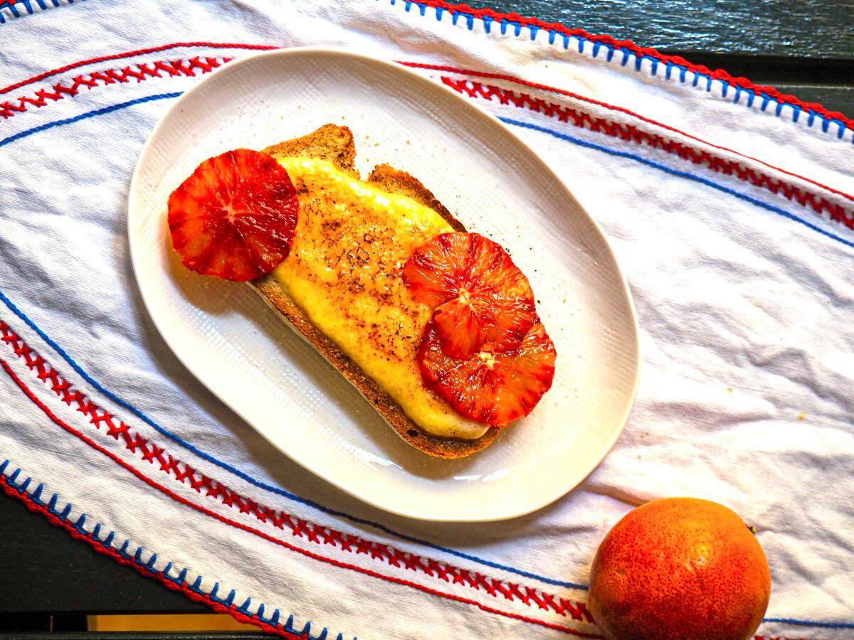 Tostada de crema catalana con naranja sanguina | Recetas | Gastronomía | EL  PAÍS