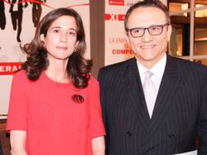 La presidenta de Adefam, Inés Juste, y el presidente del Instituto de la Empresa Familiar, Javier Moll.