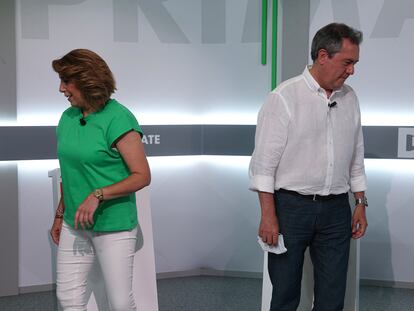 Susana Díaz y Juan Espadas en un momento del debate este martes en Sevilla.