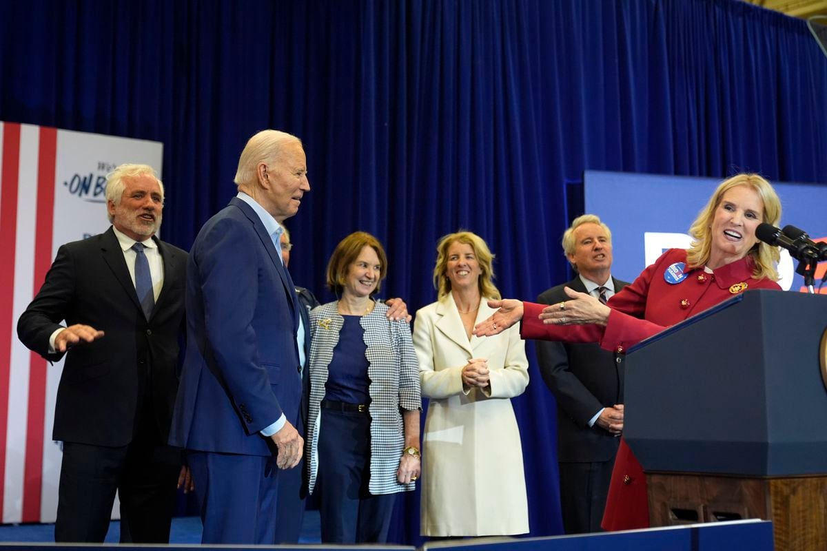 Kennedy family members come together to show support for Biden in front of Robert F. Kennedy Jr.