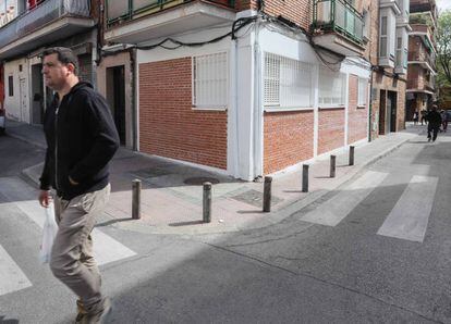Un local convertido en vivienda en un barrio del sur de Madrid.