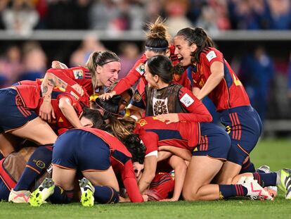 La selección española de fútbol celebra el Mundial.