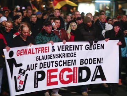 Manifestació de Pegida el 15 de desembre a Dresde.